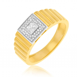 Bague en or jaune et rhodié, diamants