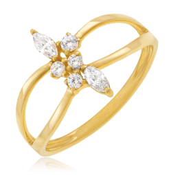 Bague en or jaune et oxydes de zirconium, ajourée Bague en or jaune et oxydes de zirconium, ajourée