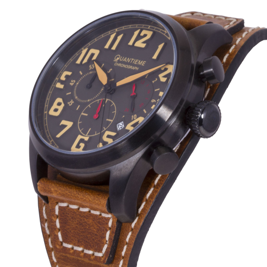 Chronographe homme, boîte acier noir, bracelet cuir et verre minéral