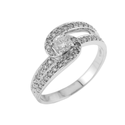 Bague en or gris, diamants