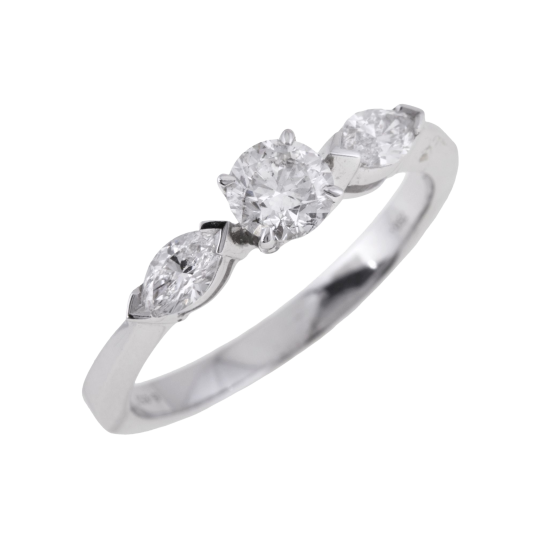 bague solitaire en or gris, diamants navette et brillant