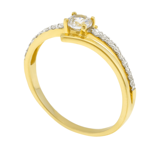 Bague en or jaune rhodié, oxydes de zirconium