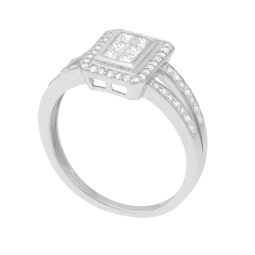 Bague en or gris, diamants ronds et princesse