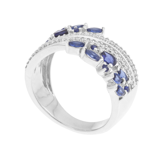 Bague en or gris, saphirs et diamants