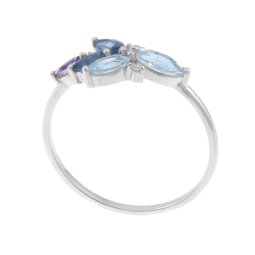 Bague en or gris, aigues-marines, saphirs, cordiérite et diamants
