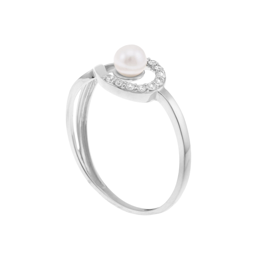 Bague en or gris, perle de culture et oxydes de zirconium