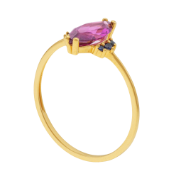 Bague en or jaune, rhodolite et saphirs