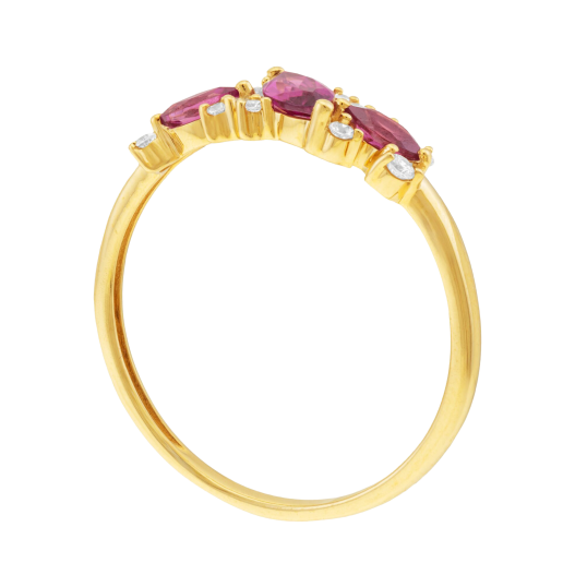 Bague en or jaune, rhodolites et oxydes de zirconium