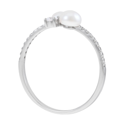 Bague en or gris, perles de culture et oxydes de zirconium