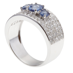Bague or gris 3 saphirs et diamants