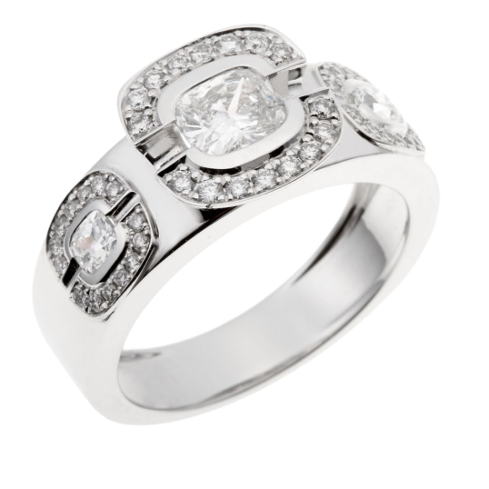 Bague og diamants coussins et brillants