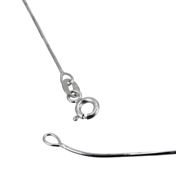 Chaîne en or gris, maille serpent carrée