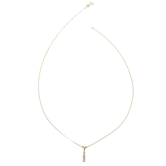 Pendentif en or jaune et oxydes de zirconium sur chaine maille venitienne