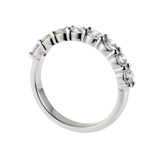 Demi alliance en or gris, diamants ,4 griffes