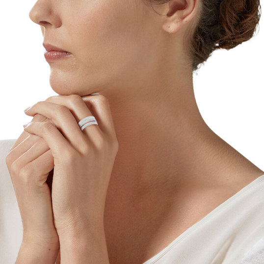 Bague en argent rhodié, oxydes de zirconium Bague en argent rhodié, oxydes de zirconium