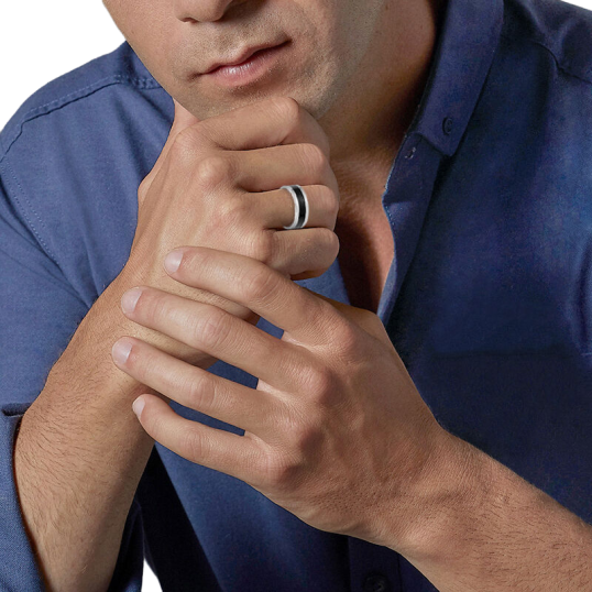 Bague en acier et acier noir