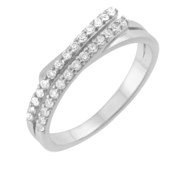 Bague en argent rhodié et oxydes de zirconium