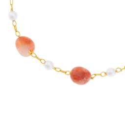Bracelet en plaqué or, jade et perles synthétiques