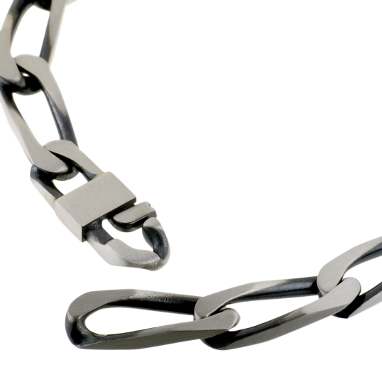 Identité en argent vieilli, plaque rectangle 8 mm et maille cheval Identité en argent vieilli, plaque rectangle 8 mm et maille cheval