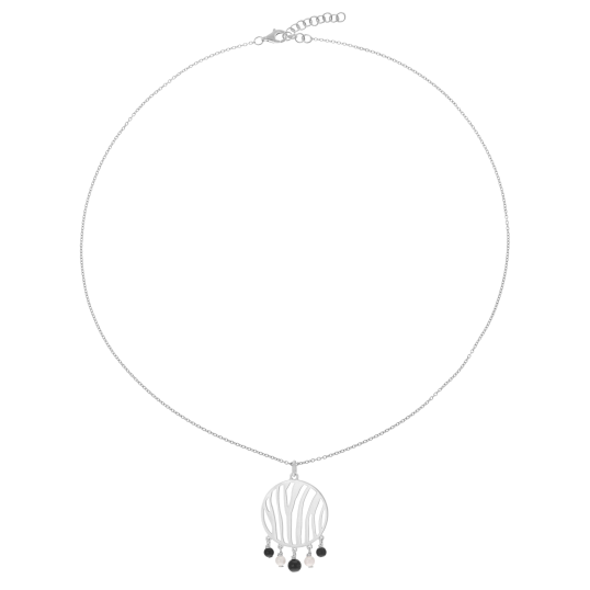 Collier en argent rhodié, perles de culture et onyx