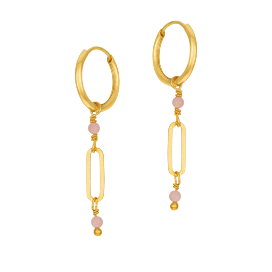 Boucles d'oreilles en argent doré et perles synthétiques Boucles d'oreilles en argent doré et perles synthétiques