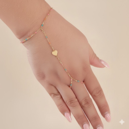 Bijou de main en argent doré et laque