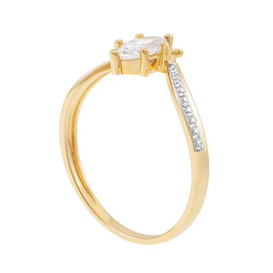 Bague en or jaune et rhodié, oxydes de zirconium, marquise
