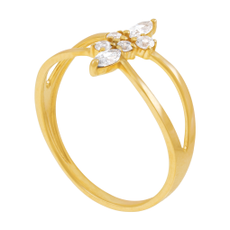 Bague en or jaune et oxydes de zirconium, ajourée Bague en or jaune et oxydes de zirconium, ajourée